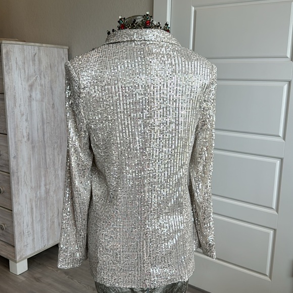 Jacket Party 🎈 - Picture 5 of 5